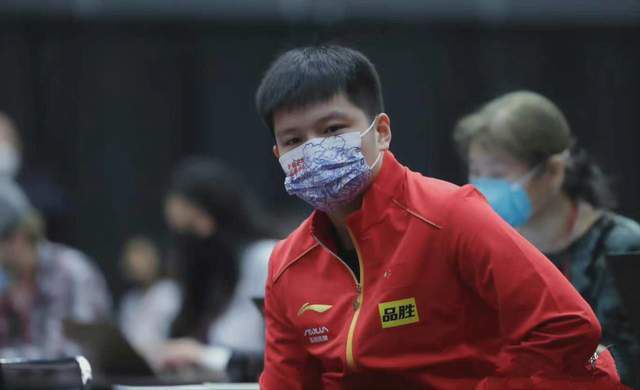 久久水蜜桃国产免费二区